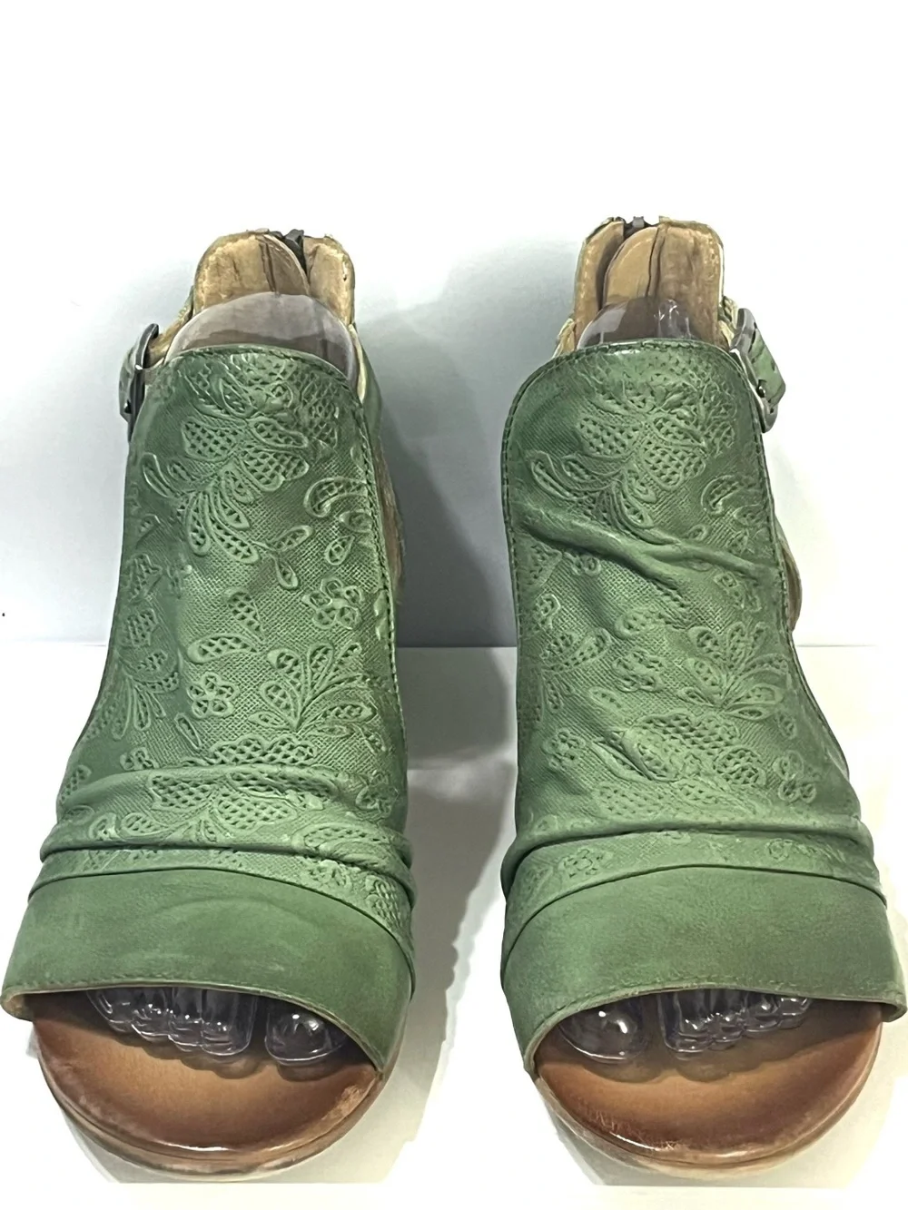 Miz Mooz Corra Leather Heeled Sandals Aloe Green EU 38 US 7.5-8 New No Box